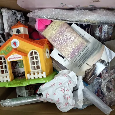 APPROXIMATELY 20 ASSORTED ITEMS TO INCLUDE TOILET ROLLS, BOOKS, SUNFLOWER PRESCHOOL TOY, ETC - COLLECTION ONLY
