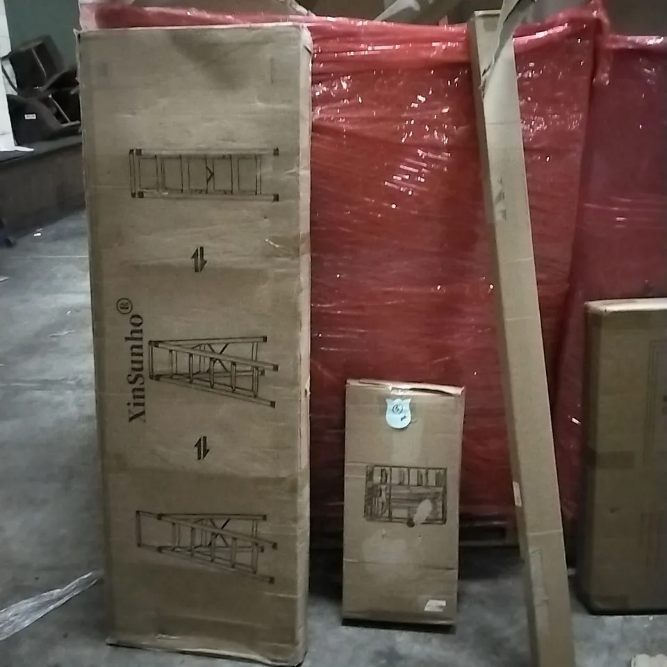 PALLET OF ASSORTED PRODUCTS AND HOUSEHOLD GOODS TO INCLUDE;STEP LADDERS,LED LIGHT,WARDROBE ON WHEELS