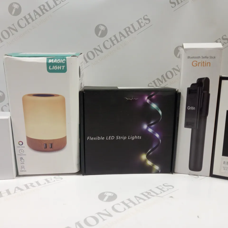 BOX OF 5 ASSORTED ITEMS TO INCLUDE EARPHONES, FLEXIBLE LED STRIP LIGHTS, GRITIN BLUETOOTH SELFIE STICK, ETC 