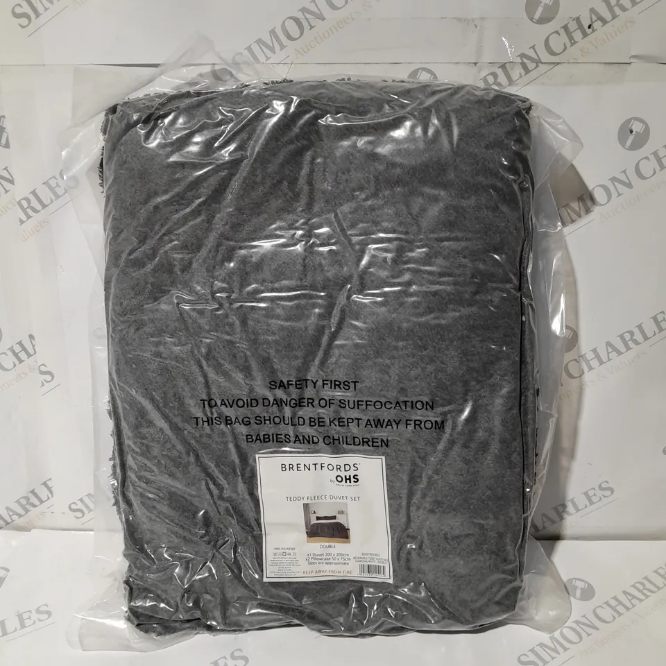 BRENTFORDS BY ODS TEDDY FLEECE DUVET SET IN GREY