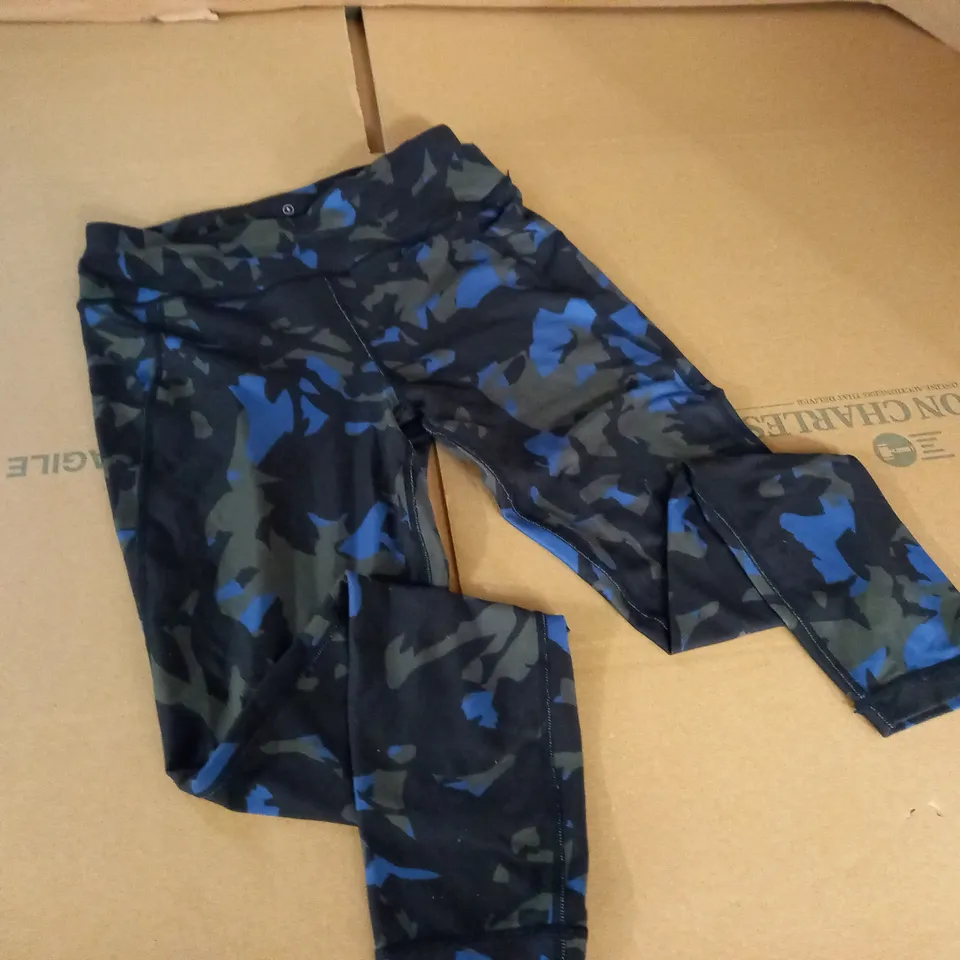 SWEATY BETTY ALL DAY 7/8 LENGTH 60CM CAMO LEGGINGS - S