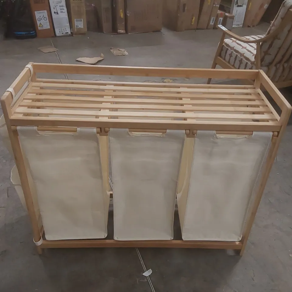 FABRIC LAUNDRY SORTER WITH HANDLES COLOUR: CREAM WHITE
