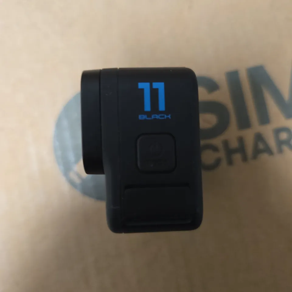 GOPRO HERO11 BLACK ACTION CAMERA