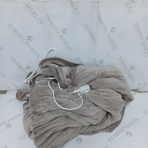 COZEE HOME VELVETSOFT HEATED THROW IN DARK TAUPE