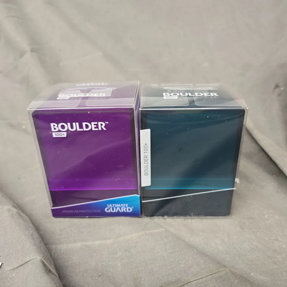 APPROXIMATELY 20 ULTIMATE GUARD BOULDER DECK CASES  