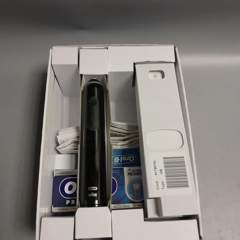 BOXED ORAL B PRO SERIES 3 ELECTRONIC TOOTHBRUSH