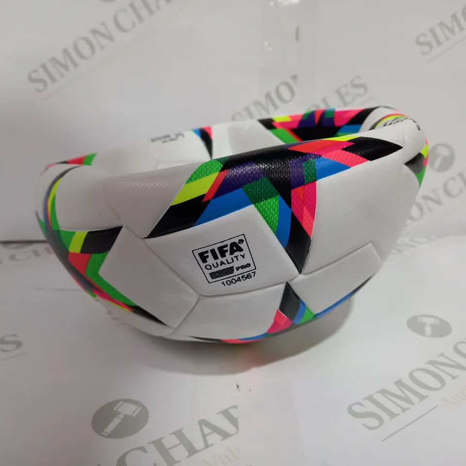 FIFA QUALITY PRO UEFA CHAMPIONS LEAGUE MATCH BALL