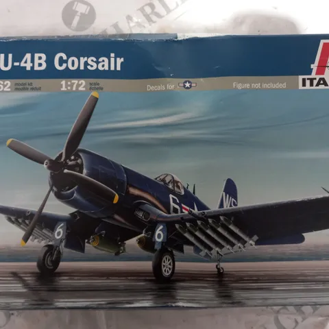 ITALERI F4U-4B CORSAIR 