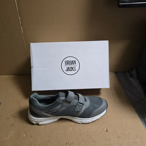 URBAN JACKS GREY VELCRO TRAINER – BOXED - UK SIZE 10
