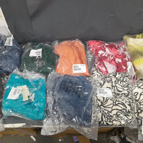 BOX OF APPROXIMATELY 10 ASSORTED PIECES OF CLOTHING IN VARIOUS STYLES, SIZES, AND BRANDS 