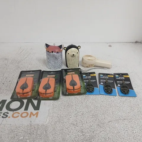 TOTE OF APPROXIMATELY 20 ASSORTED ITEMS TO INCLUDE VARIOUS ANGLING PRODUCTS ETC
