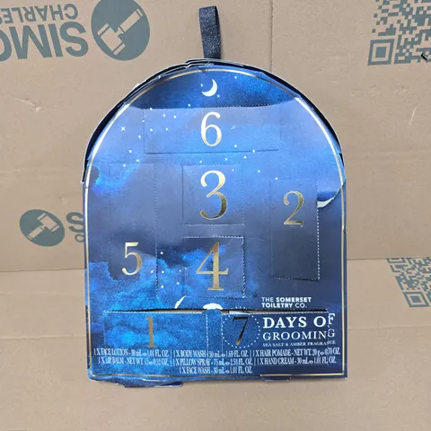THE SOMERSET TOILETRY CO. 7 DAYS OF GROOMING SET BOXED