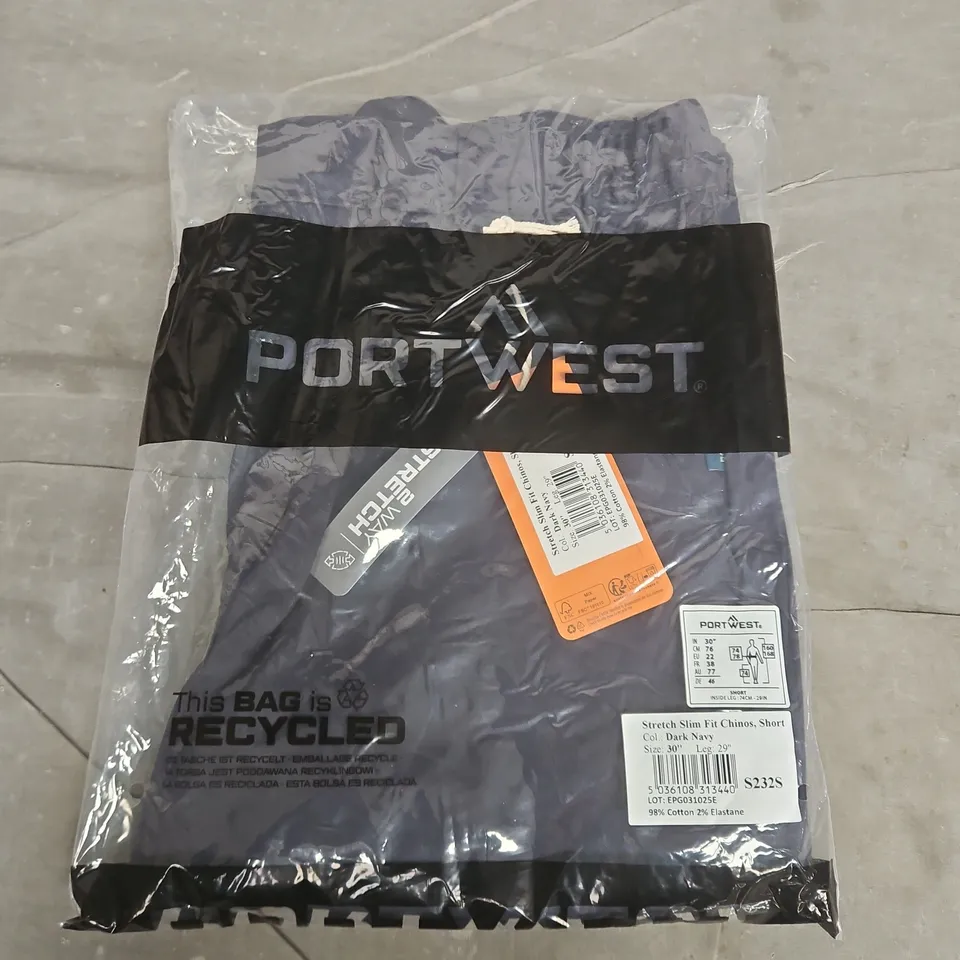 BAGGED PORTWEST STRETCH SLIM FIT CHINOS, SHORT IN DARK NAVY - SIZE 30"
