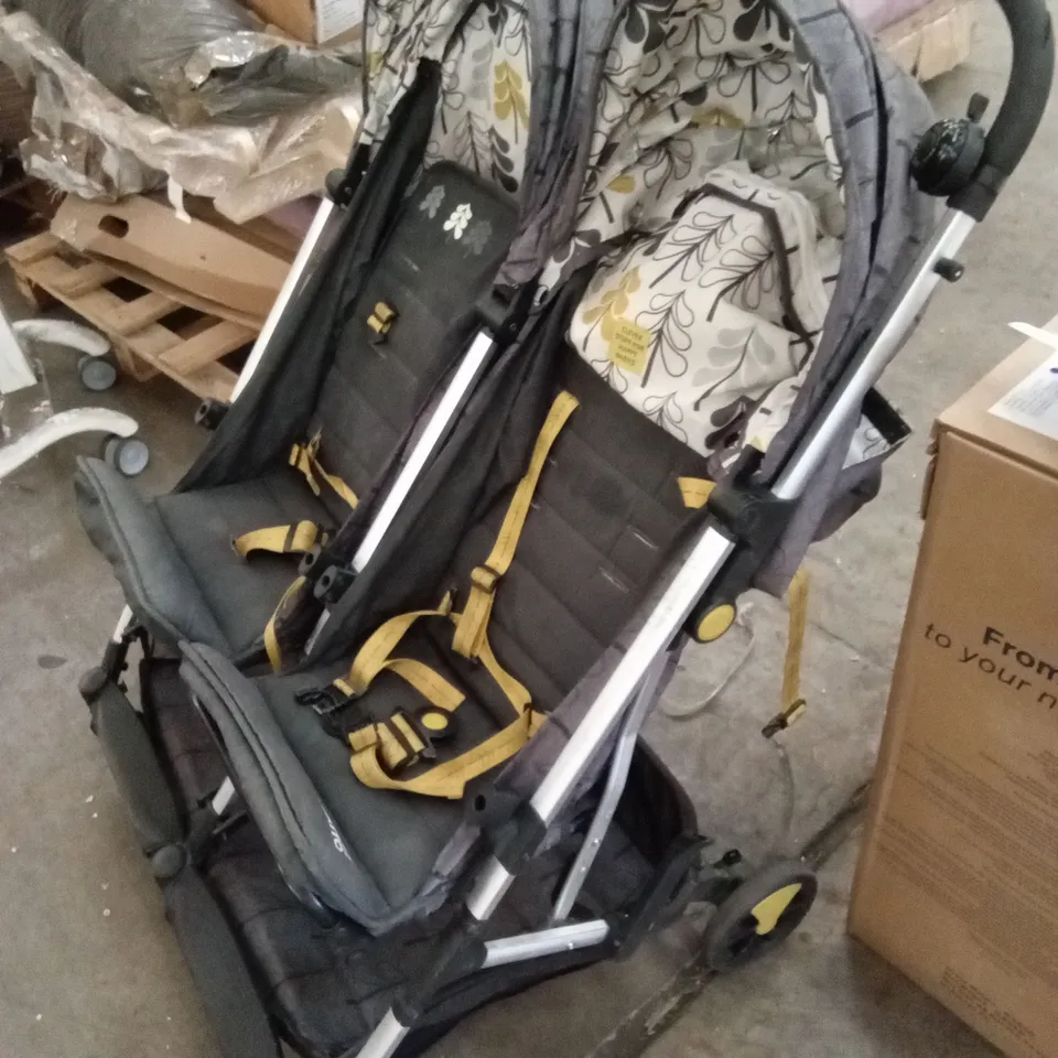 COSATTO WOOSH DOUBLE STROLLER 