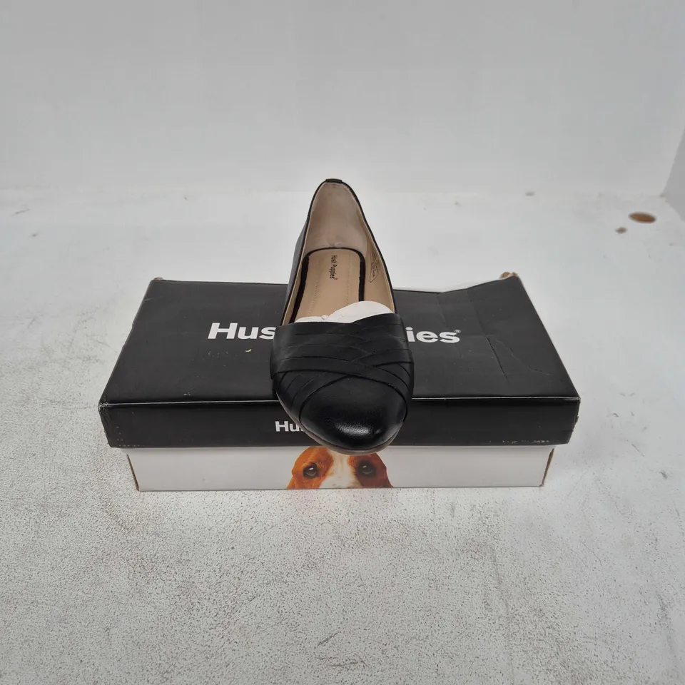 BOXED PAIR OF HUSH PUPPIES MARLEY BALLERINA SHOES IN BLACK - UK 5