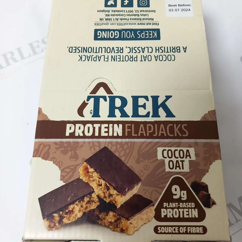 THREE PACKS OF TREK PROTEIN FLAPJACKS COCOA OAT 9G PLANT BASED PROTEIN 16X50G PER PACK