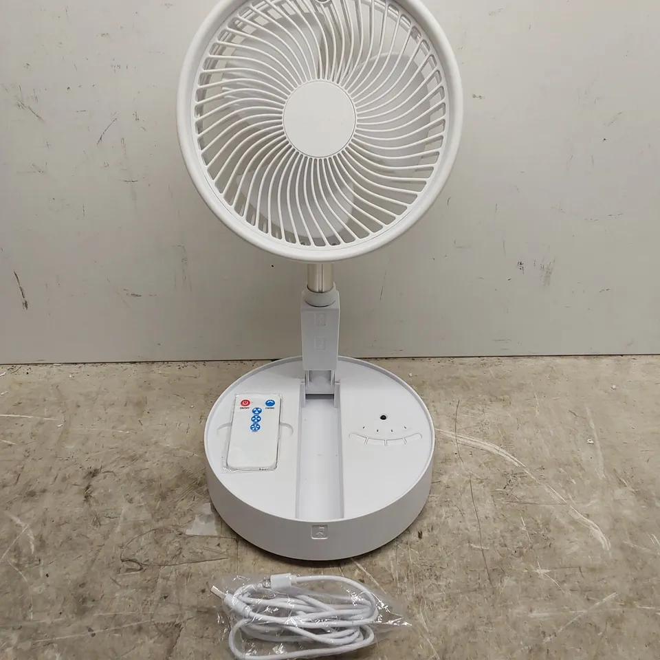 BOXED BELL & HOWELL OSCILLATING FOLDING RECHARGEABLE FAN IN WHITE