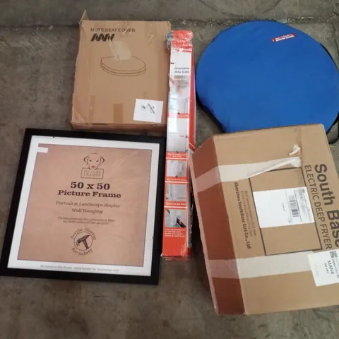PALLET OF ASSORTED PRODUCTS INCLUDING TOILET SEAT, RETRACTABLE SAFETY GATE, PICTURE FRAME, ELECTRIC DEEP FRYER, BAGGAGE SCREEN