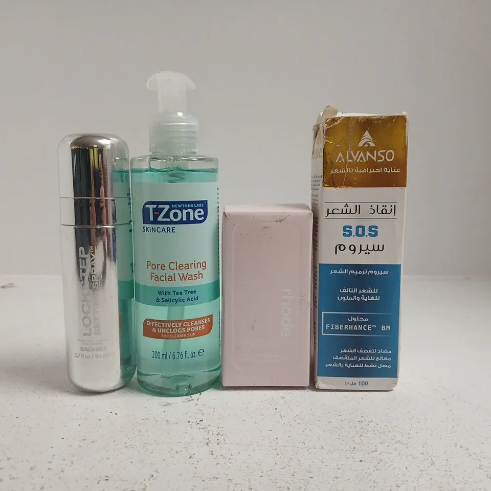 APPROXIMATELY 15 ASSORTED COSMETIC ITEMS INCLUDING VARIOUS MAKES AND BRANDS - COLLECTION ONLY