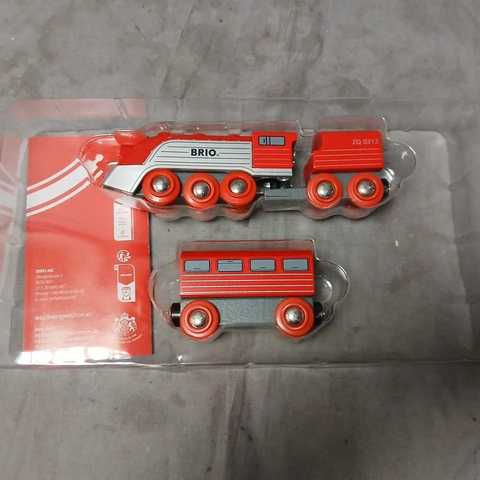 BOXED BRIO WORLD STREAMLINE TRAIN SET (33557)