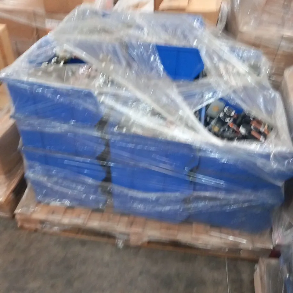 PALLET OF APPROXIMATELY 420 CMS IKON AIR 0120 GAS OUTLETS