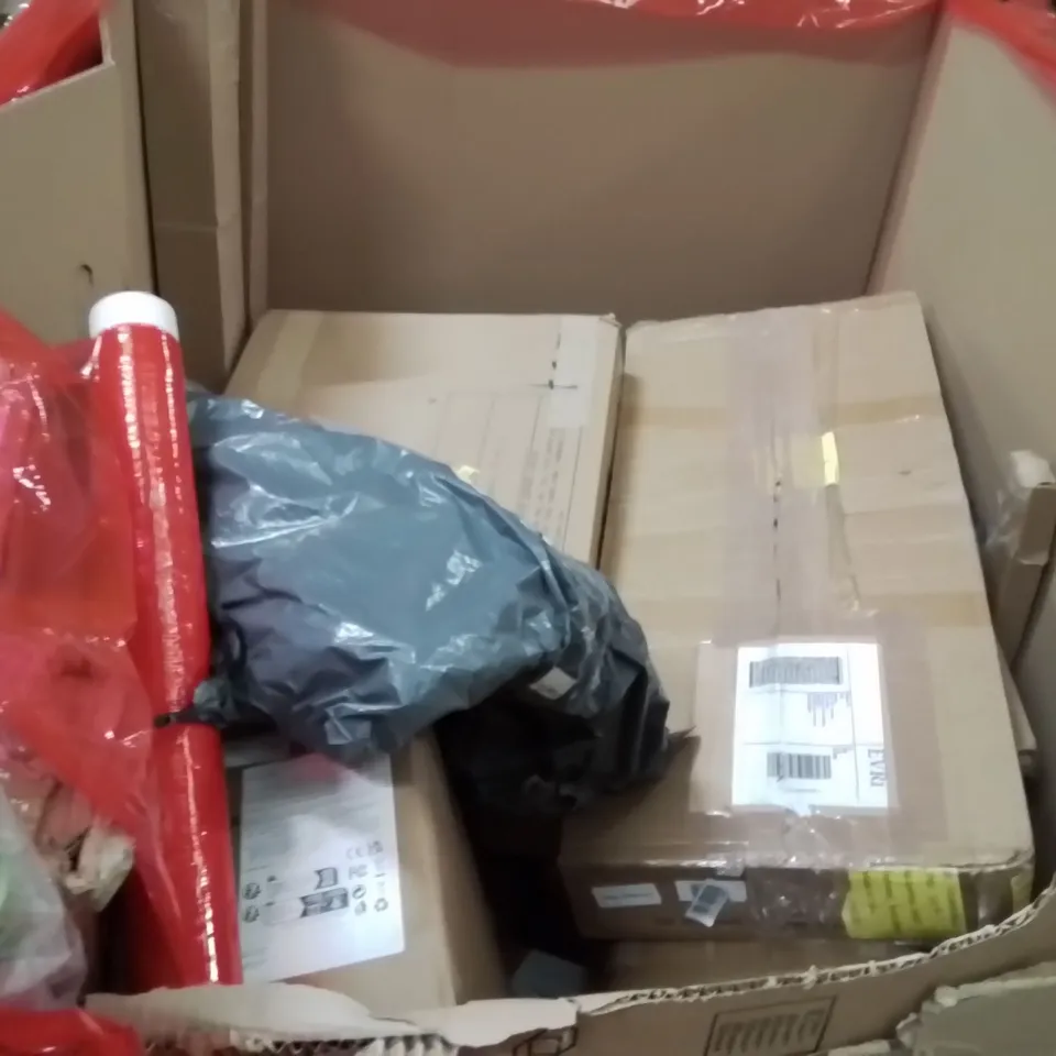 PALLET OF ASSORTED HOUSEHOLD GOODS AND PRODUCTS TO INCLUDE;GARDEN HOSE REEL,FISH TANK,JEWELLERY BOX