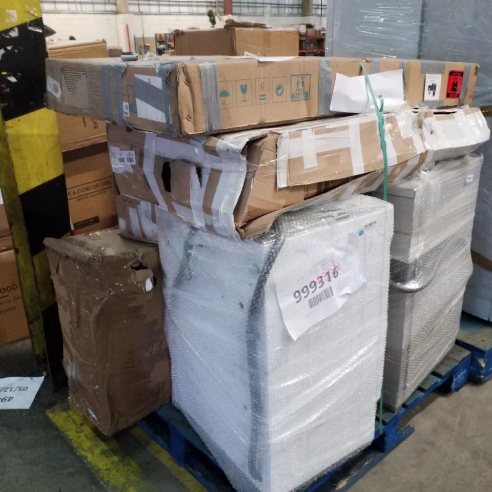 PALLET OF APPROXIMATELY 5 UNPROCESSED RAW RETURN HOUSEHOLD AND ELECTRICAL GOODS TO INCLUDE;