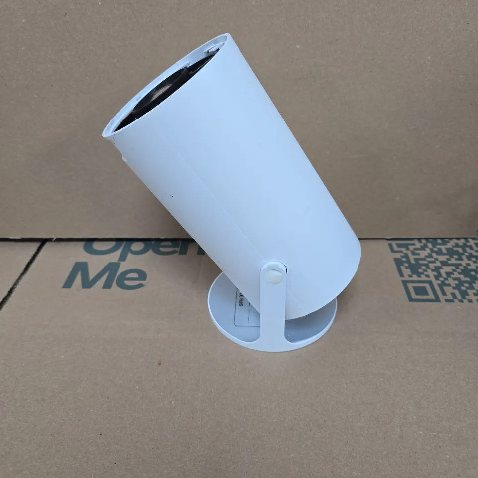 HY300 LCD PROJECTOR - UNBOXED 