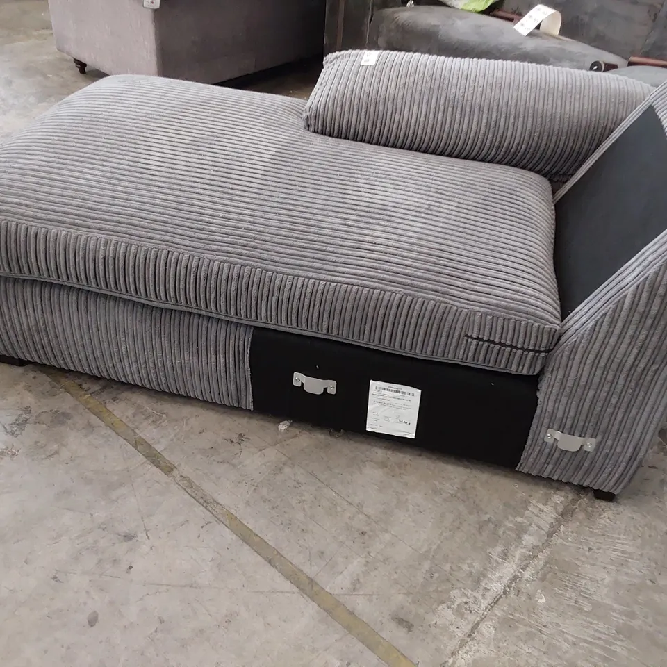 DESIGNER CHAISE SECTION GREY JUMBO CHORD 
