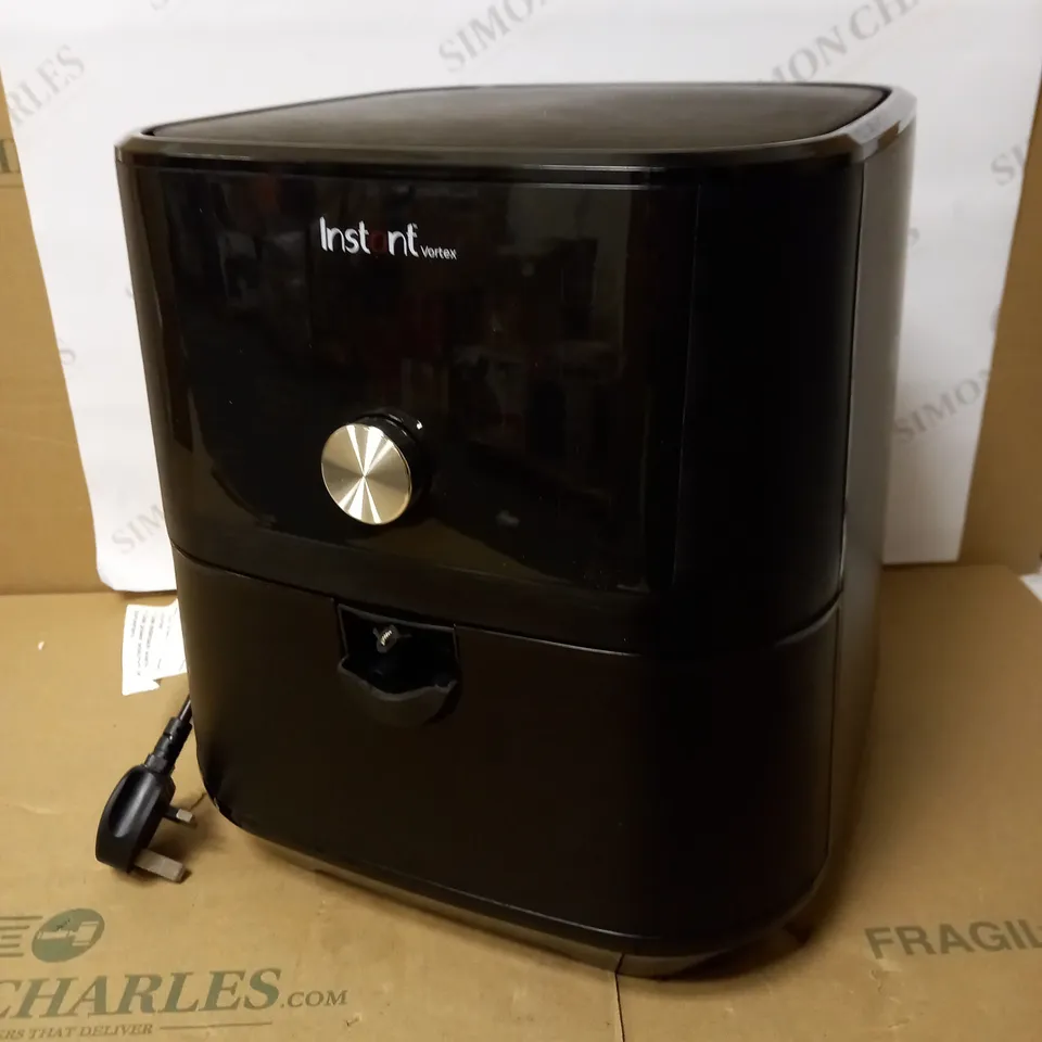 INSTANT POT VORTEX AIR FRYER