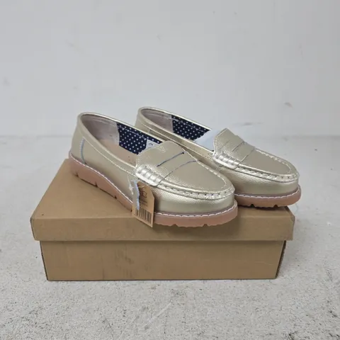 JO&JOE SHORE GOLD LOAFERS – UK 4