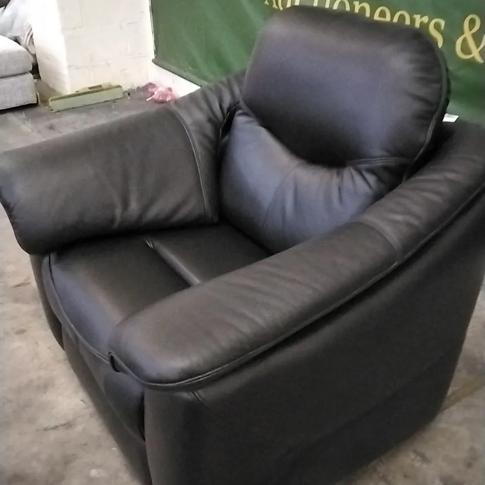 QUALITY BRITISH DESIGNED & MANUFACTURED G PLAN JACKSON CHAIR CAPRI BLACK LEATHER