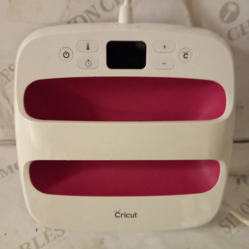 CRICUT EASY PRESS 2