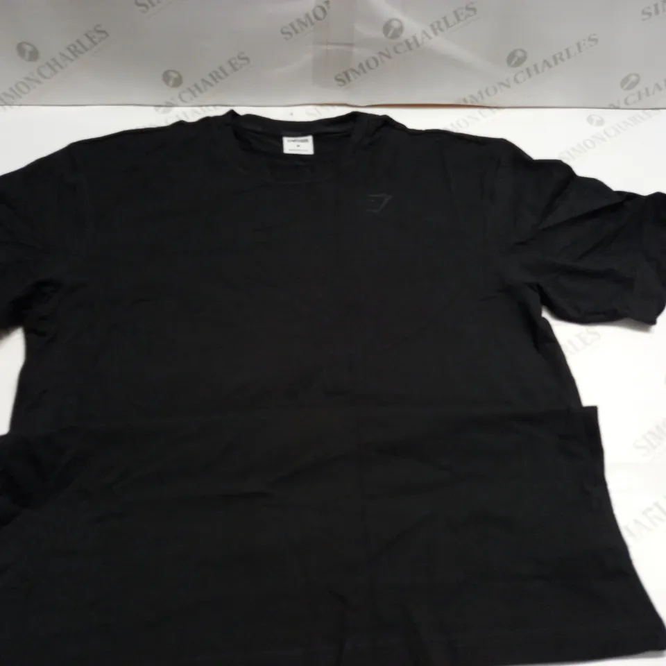 GYMSHARK BLACK T-SHIRT - M