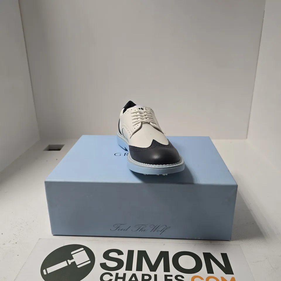BOXED PAIR OF GREYSON ALPHA WOLF SHOES SZIE 8.5