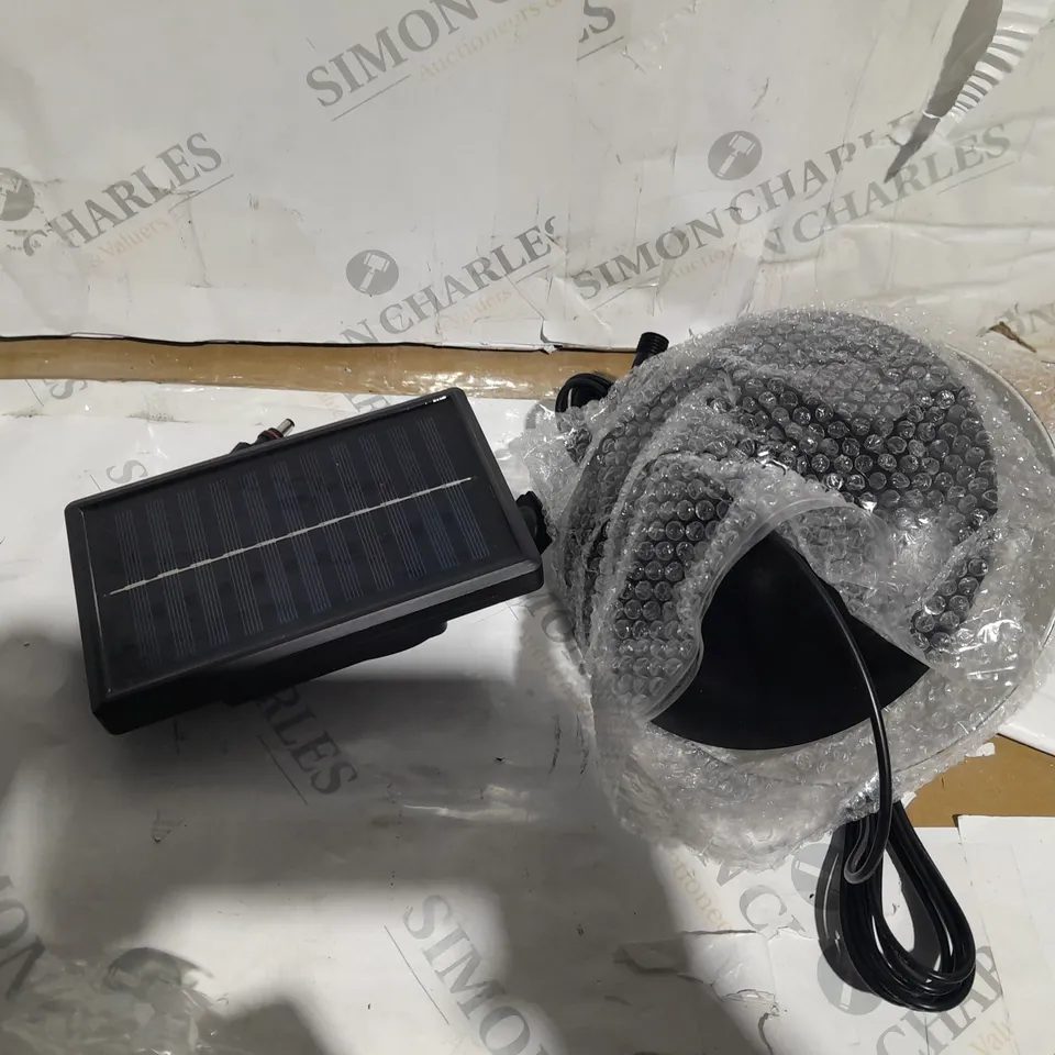 GARDEN SOLAR LIGHT