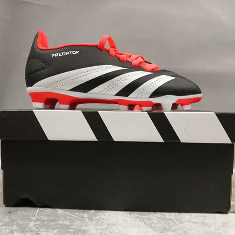 BOXED PAIR OF ADIDAS KID'S PREDATOR CLUB FOOTBALL BOOTS IN BLACK/WHITE/RED SIZE UK 11