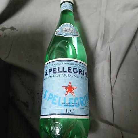 APPROXIMATELY 5 X S.PELLEGRINO SPARKLING NATURAL MINERAL WATER – 1 L BOTTLE