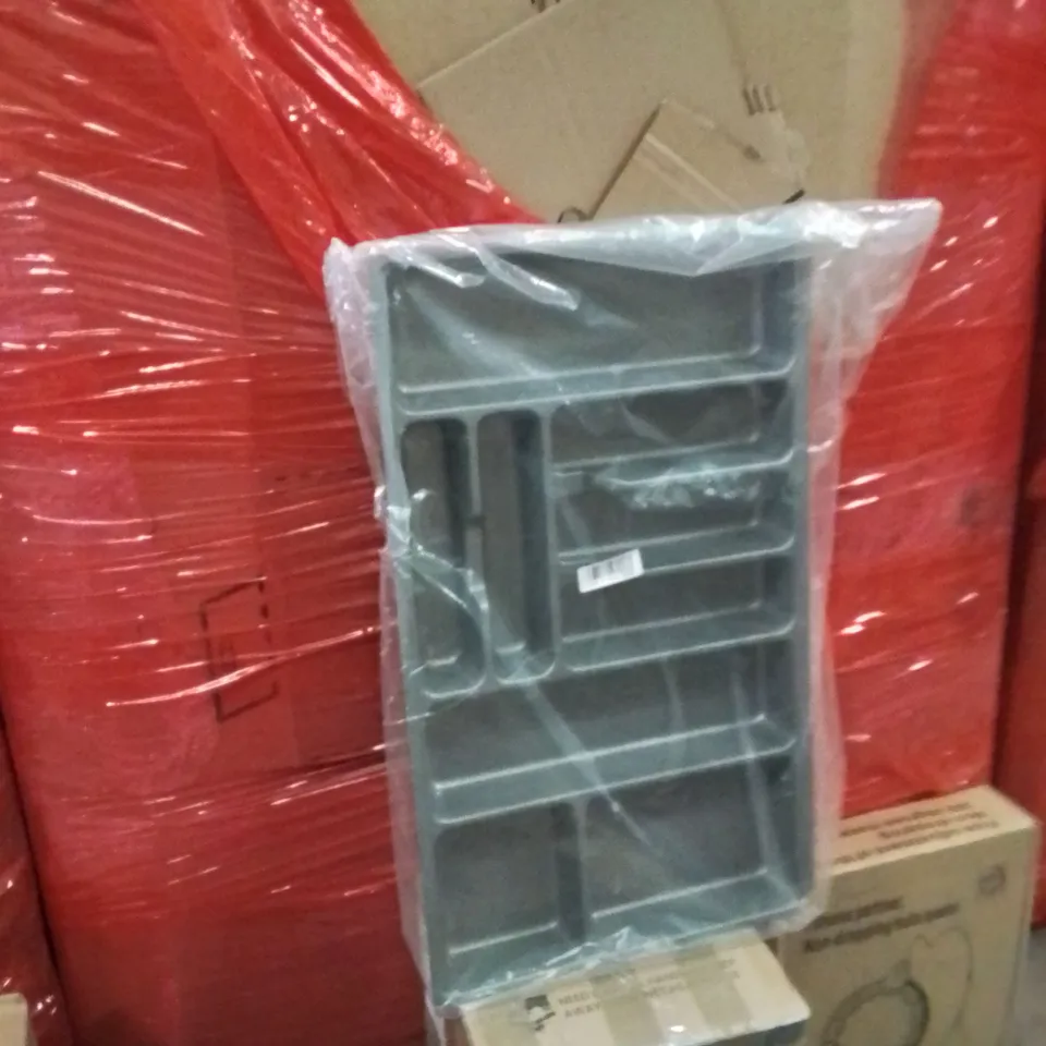 PALLET OF ASSORTED HOUSEHOLD GOODS AND PRODUCTS TO INCLUDE;AIR COOLER,HULA RING,CUTLERY TRAY