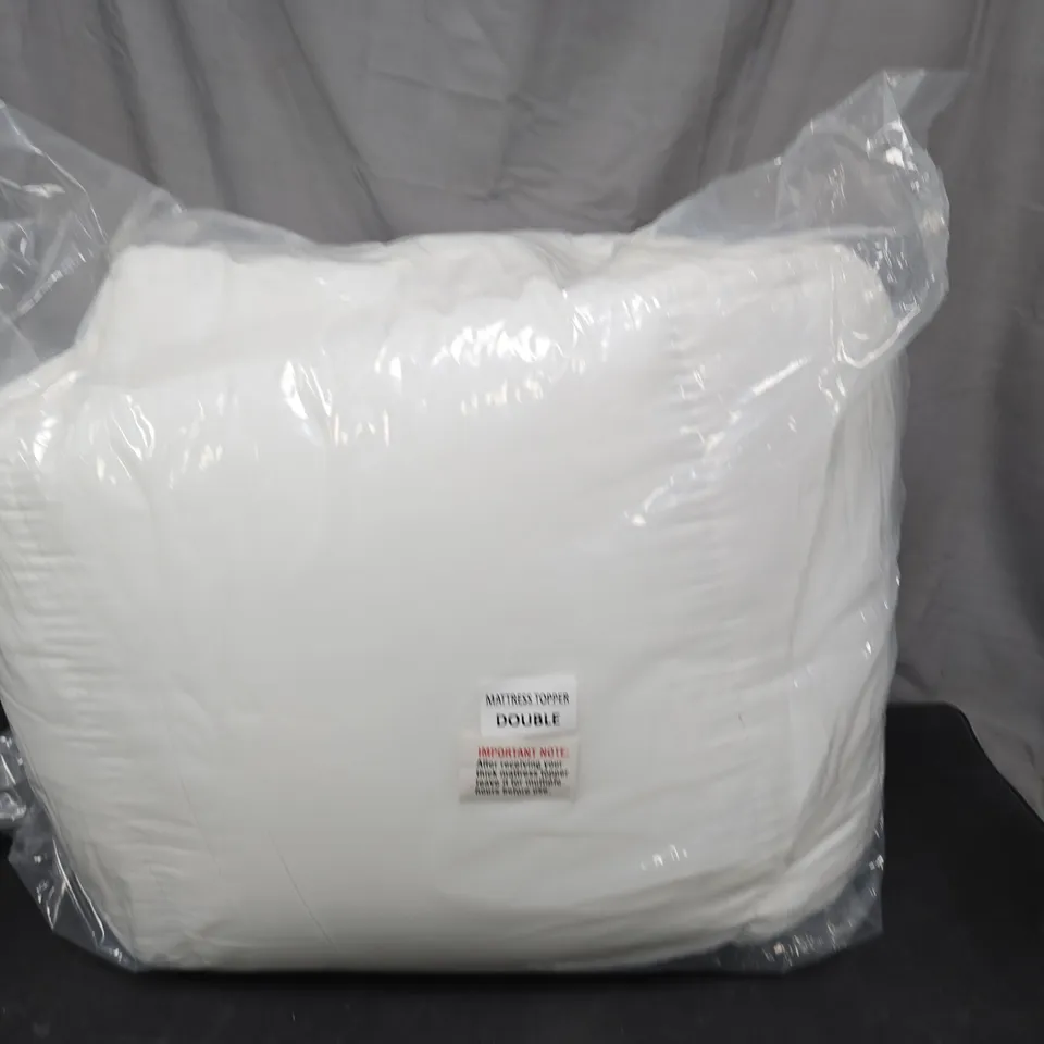 MATTRESS TOPPER – DOUBLE, WRAPPED IN CLEAR PLASTIC