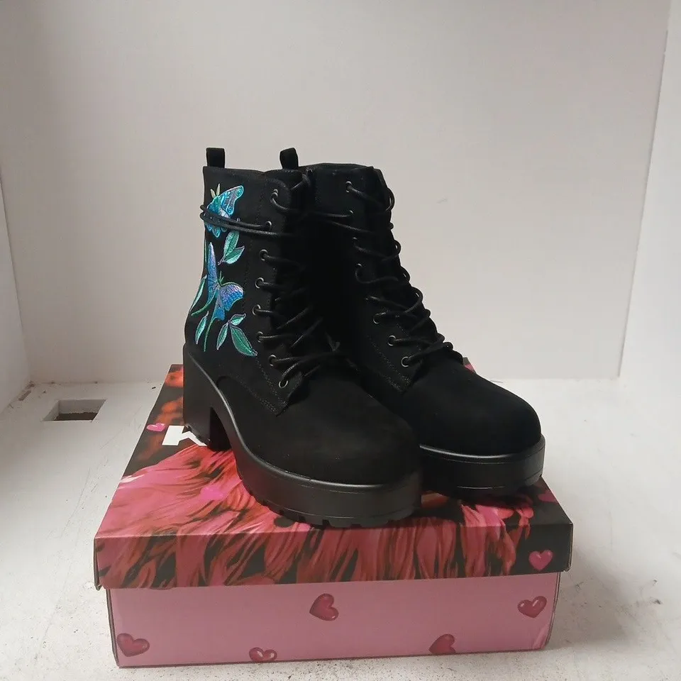 KOI BUTTERFLY DUNE SUEDE PLATFORM MILITARY BOOTS UK 8 