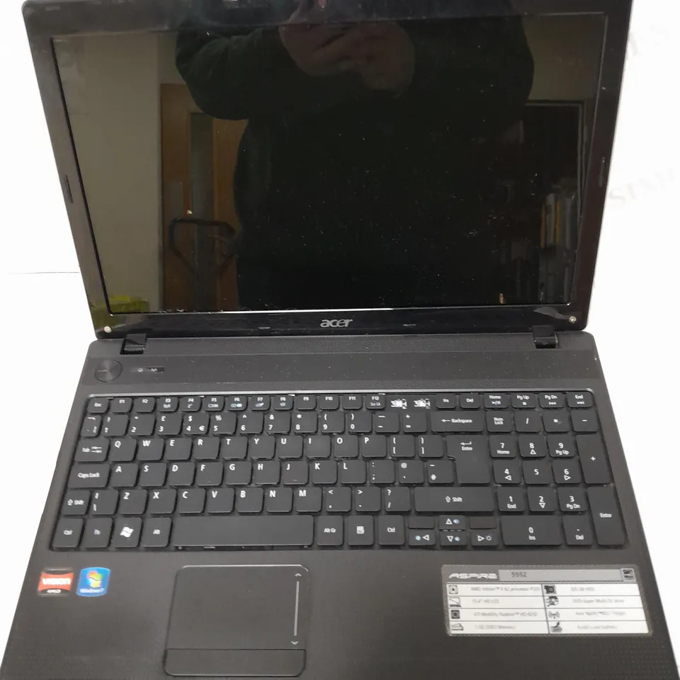 ACER ASPIRE 5552 AMD VISION LAPTOP