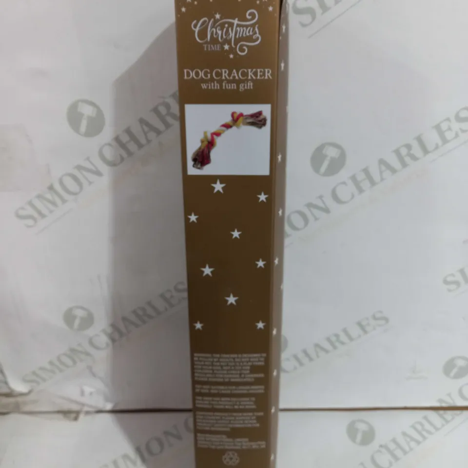 BOX OF APPROX 16 ASSORTED CHRISTMAS TIME CAT & DOG CRACKERS