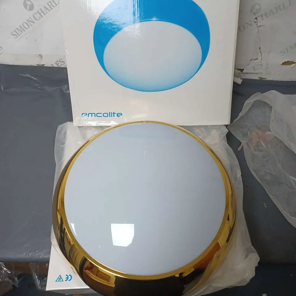 LOT OF 12 WALL MOUNTED SILVER AND FROSTED GLASS WALL LIGHTS, 2 GOLD WALL MOUNTED CIRCULAR LIGHTS, AND APPROXIMATELY 200 EMCOLITE LIGHT SWITCHES MODEL 362104
