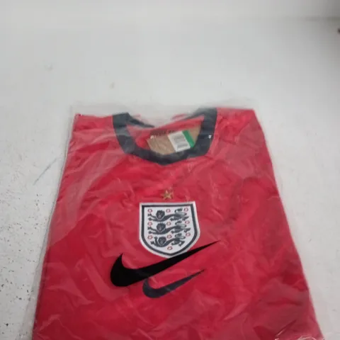 NIKE ENGLAND FOOTBALL JERSEY – RED WITH CREST