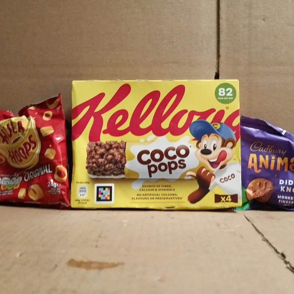APPROXIMATELY 10 ASSORTED FOOD AND DRINK ITEMS TO INCLUDE ANIMALS, HULA HOOPS, ETC