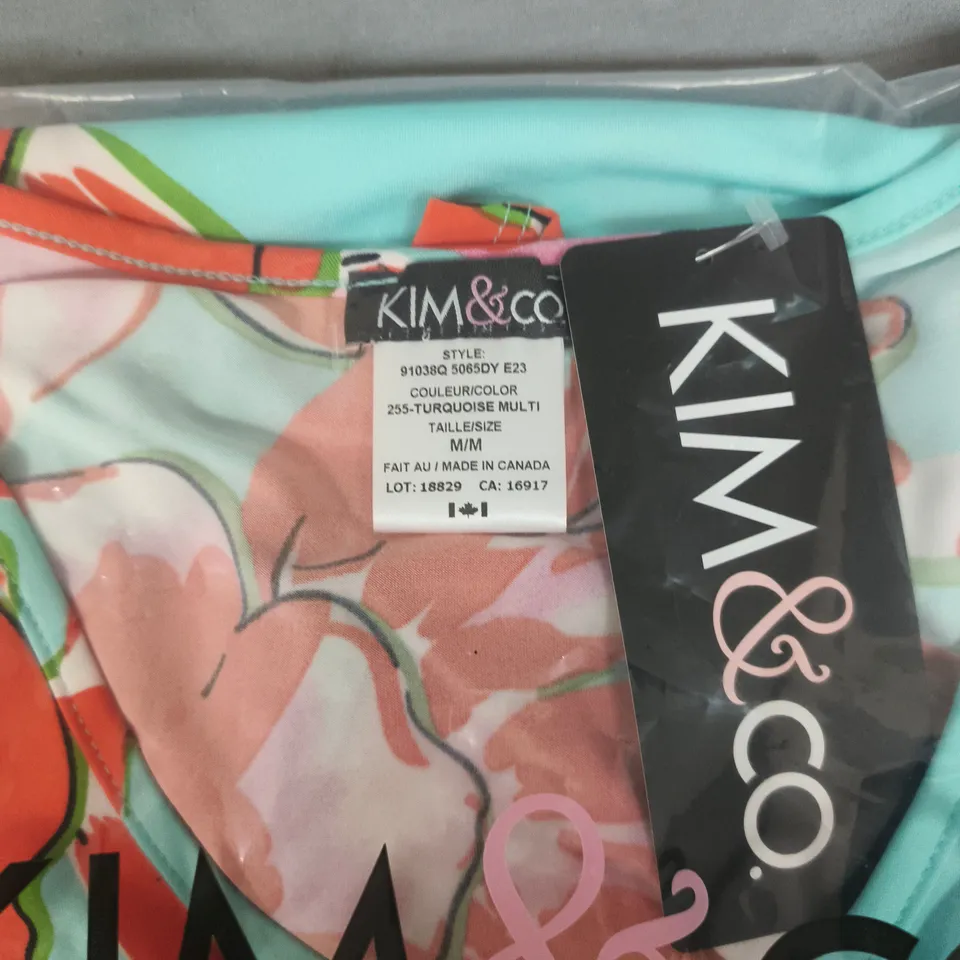 APPROXIMATELY 25 X KIM & CO PRINTED SMOCKED WAIST MIDI DRESS SIZE MEDIUM. SEALED