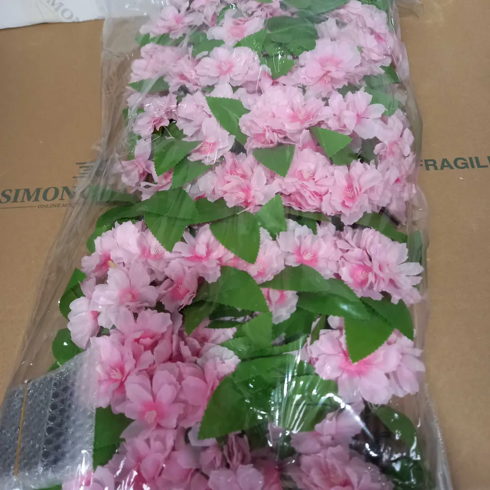 SMART SOLAR 75 LED SOLAR IN-LIT PINK BLOSSOM TRELLIS RRP £54.99