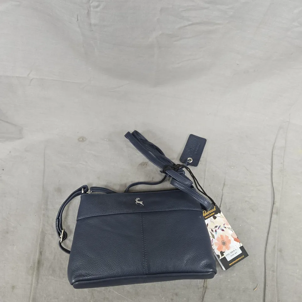 ASHWOOD LUXURY LEATHER NAVY DUBLIN-A CROSSBODY BAG