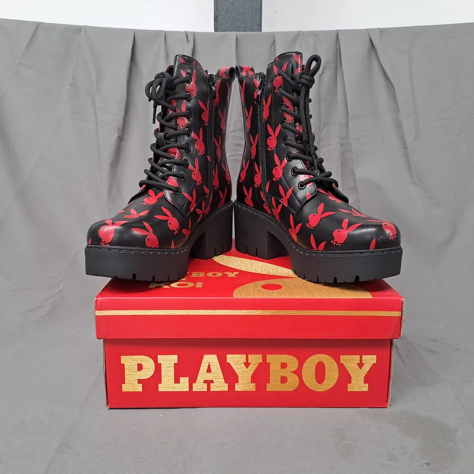 BOXED PAIR OF KOI PLAYBOY REPRISE RED SWITCH BOOTS UK SIZE 6